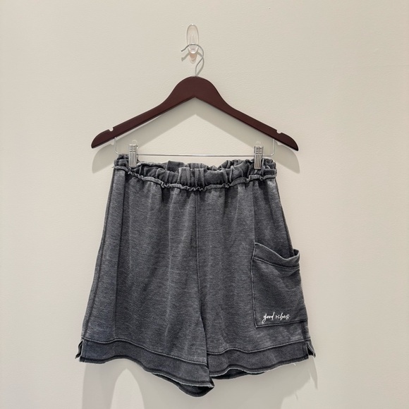 Free People Cozy Girl Distressed Lounge Shorts Grey
Size S - Picture 4 of 7
